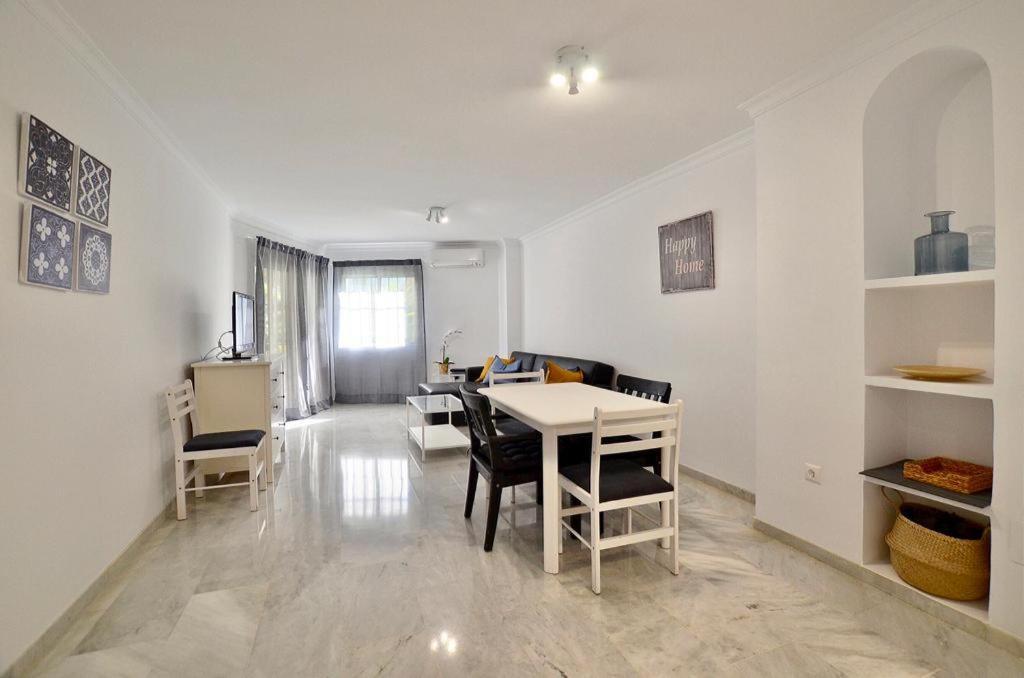 A 100 Metros De La Playa Costa Appartamento